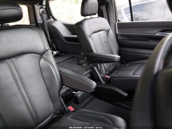 2024 JEEP WAGONEER SERIES II 4X4 — I8