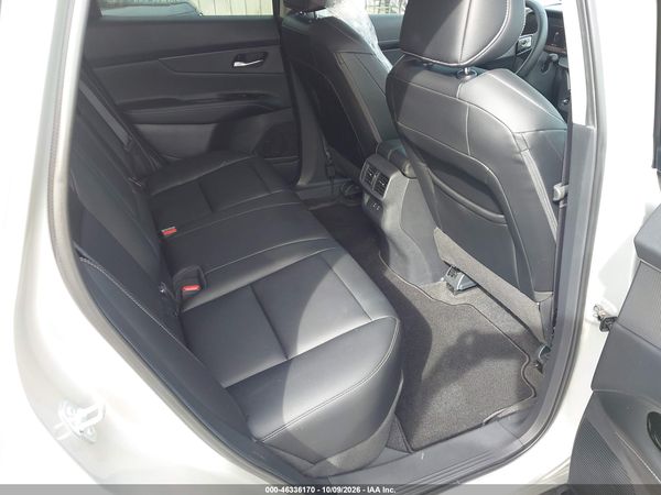 2025 NISSAN MURANO SV — I8