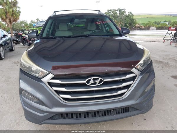 2016 HYUNDAI TUCSON SE — I6