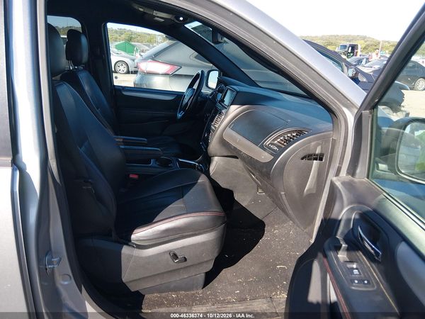 2018 DODGE GRAND CARAVAN GT — I5