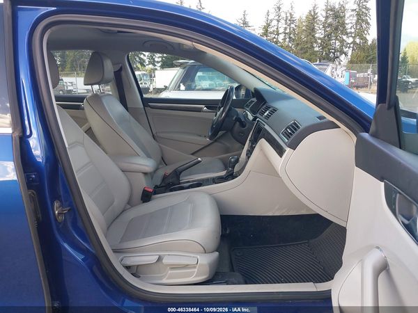 2017 VOLKSWAGEN PASSAT 1.8T SE — I5