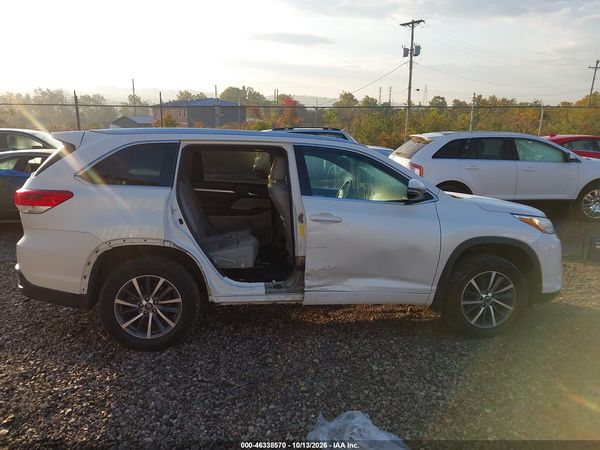2017 TOYOTA HIGHLANDER XLE — I116