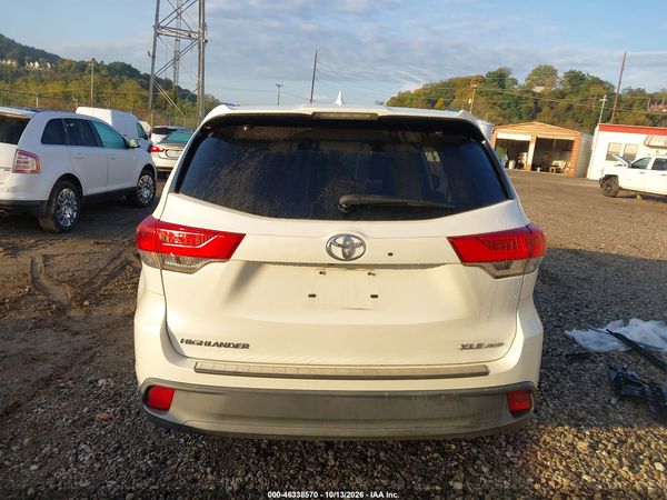2017 TOYOTA HIGHLANDER XLE — I119