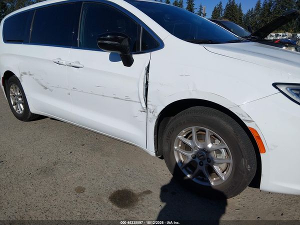 2025 CHRYSLER PACIFICA SELECT — I6
