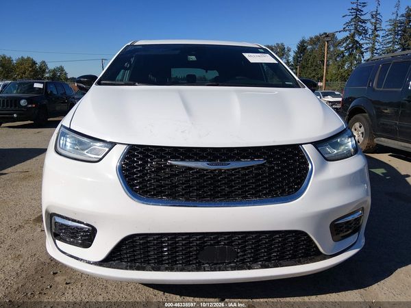 2025 CHRYSLER PACIFICA SELECT — I115