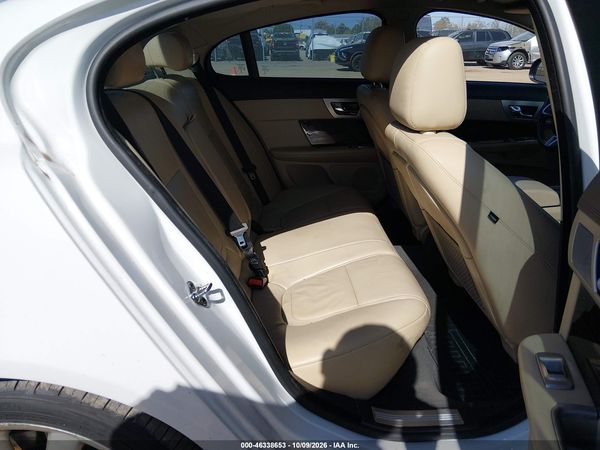 2014 JAGUAR XF V6 SC — I8