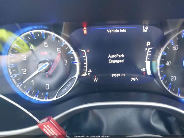 2024 CHRYSLER PACIFICA TOURING L — I7