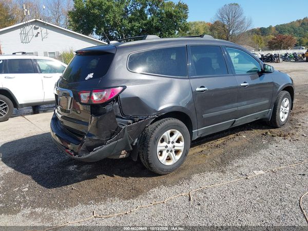 2017 CHEVROLET TRAVERSE LS — I4