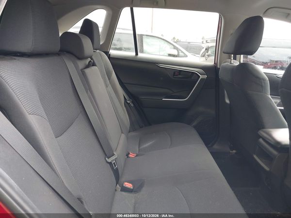 2019 TOYOTA RAV4 LE — I8