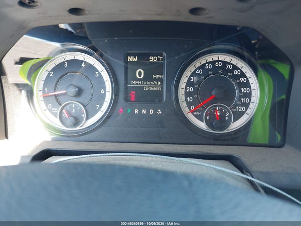 2016 RAM 3500 CHASSIS TRADESMAN/SLT — I7