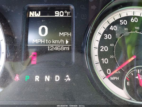2016 RAM 3500 CHASSIS TRADESMAN/SLT — I118