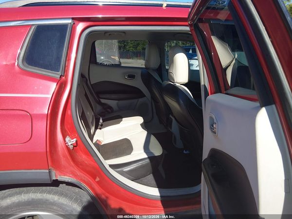 2018 JEEP COMPASS LATITUDE FWD — I8