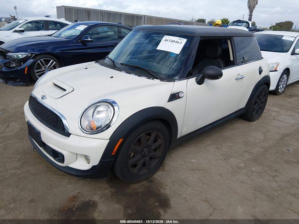 2013 MINI HARDTOP COOPER S — I2