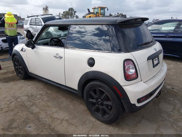 2013 MINI HARDTOP COOPER S — I3