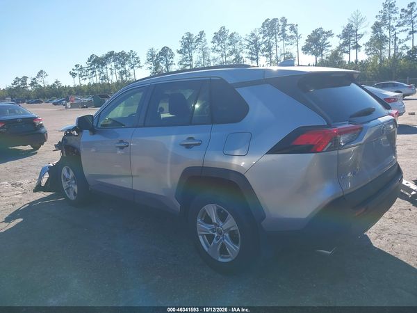 2019 TOYOTA RAV4 XLE — I3
