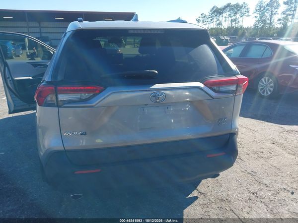 2019 TOYOTA RAV4 XLE — I119