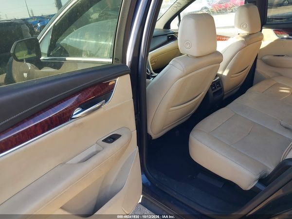 2019 CADILLAC XT5 PREMIUM LUXURY — I8