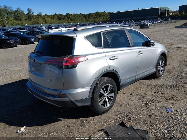 2017 TOYOTA RAV4 XLE — I4
