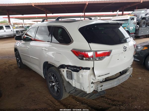 2016 TOYOTA HIGHLANDER XLE V6 — I3
