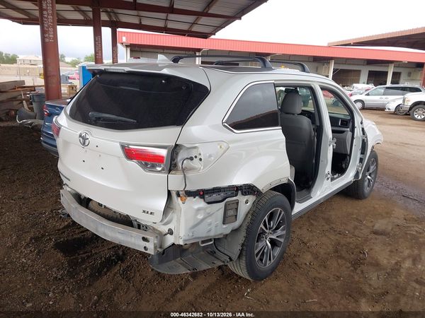 2016 TOYOTA HIGHLANDER XLE V6 — I6