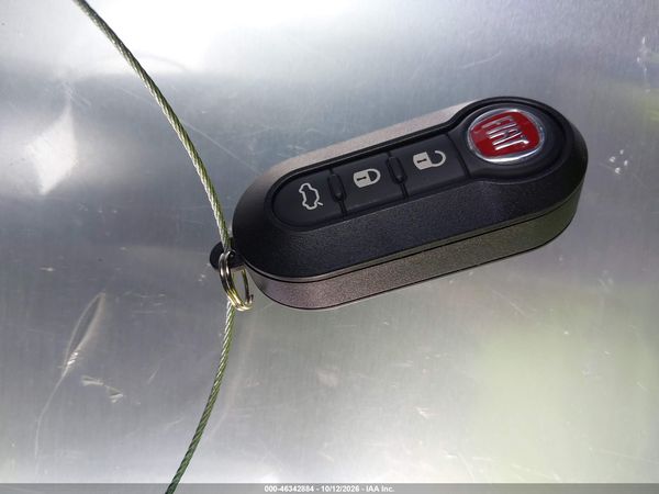2016 FIAT 500E BATTERY ELECTRIC — I11