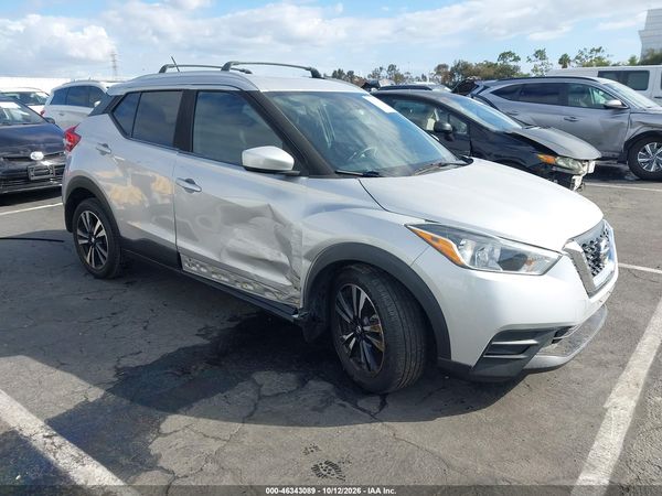 2018 NISSAN KICKS SV — I1