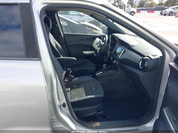 2018 NISSAN KICKS SV — I5