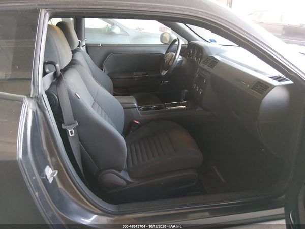 2013 DODGE CHALLENGER SXT — I5