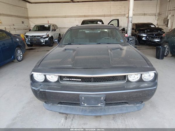 2013 DODGE CHALLENGER SXT — I115