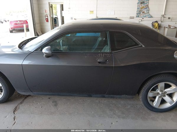 2013 DODGE CHALLENGER SXT — I117
