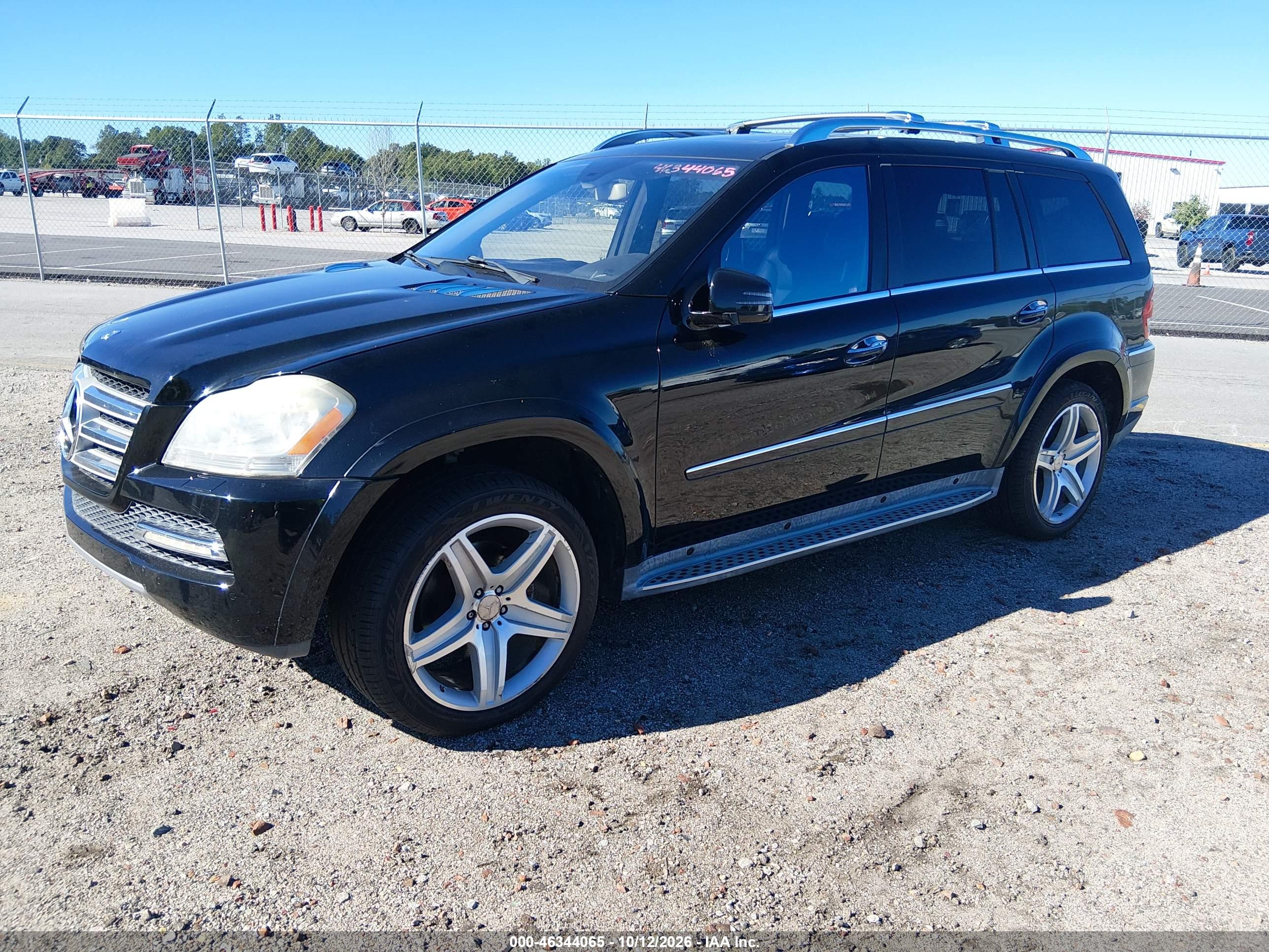 2012 MERCEDES-BENZ GL 550 4MATIC — I2