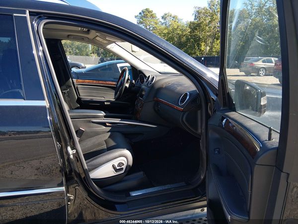 2012 MERCEDES-BENZ GL 550 4MATIC — I5