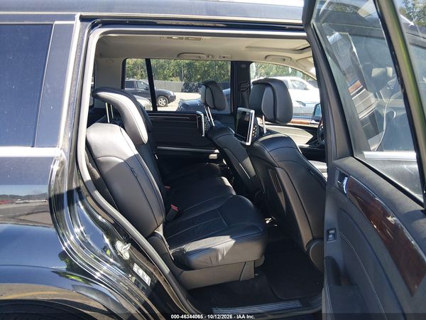 2012 MERCEDES-BENZ GL 550 4MATIC — I8