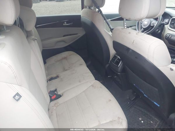 2017 KIA SORENTO 3.3L LX — I8