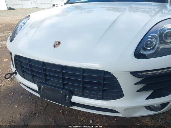 2015 PORSCHE MACAN S — I6