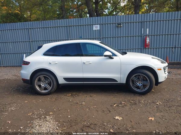 2015 PORSCHE MACAN S — I116