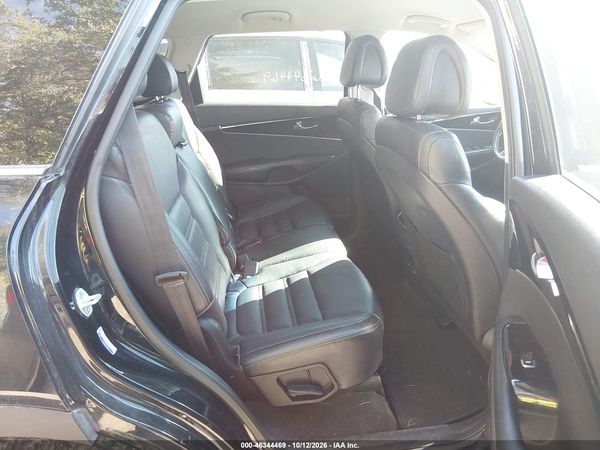 2016 KIA SORENTO 3.3L EX — I8
