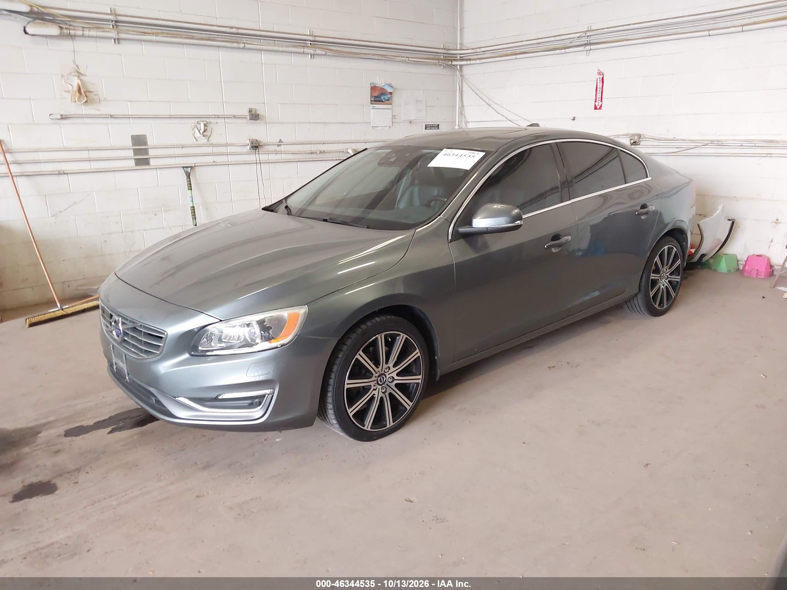 2016 VOLVO S60 INSCRIPTION T5 PLATINUM — I2