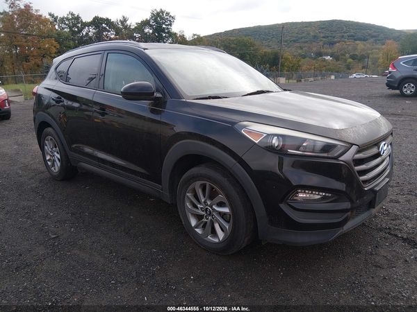 2016 HYUNDAI TUCSON SE — I1