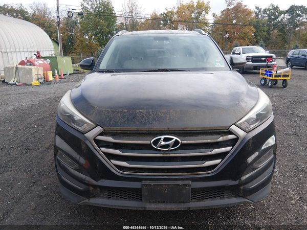 2016 HYUNDAI TUCSON SE — I115