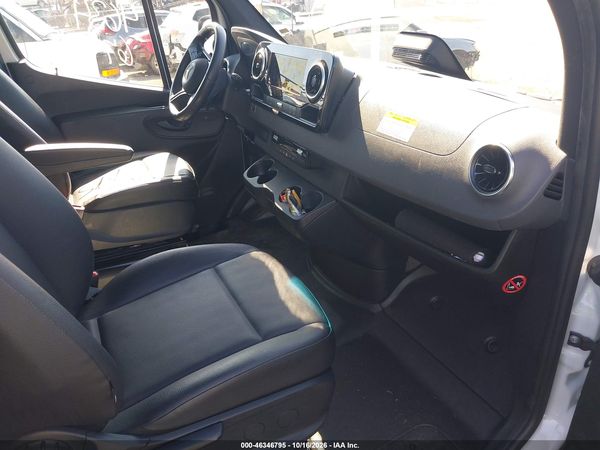 2025 MERCEDES-BENZ SPRINTER 2500 — I5