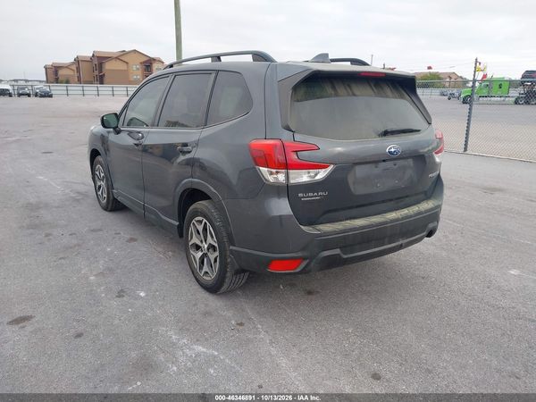2020 SUBARU FORESTER PREMIUM — I3