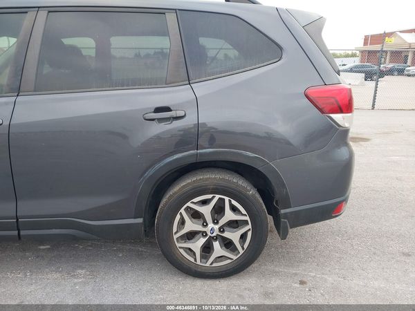 2020 SUBARU FORESTER PREMIUM — I6
