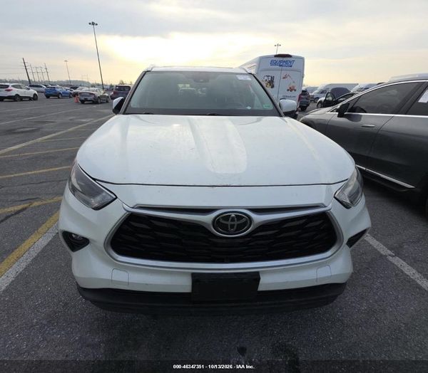 2021 TOYOTA HIGHLANDER XLE — I152