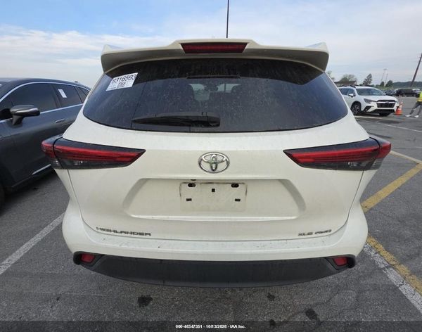 2021 TOYOTA HIGHLANDER XLE — I153