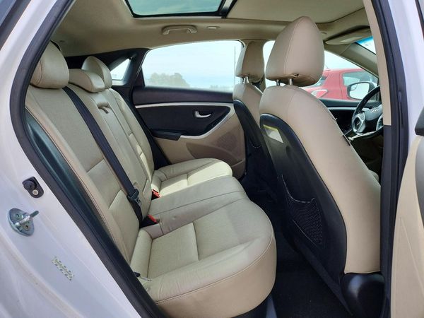 2014 HYUNDAI ELANTRA
