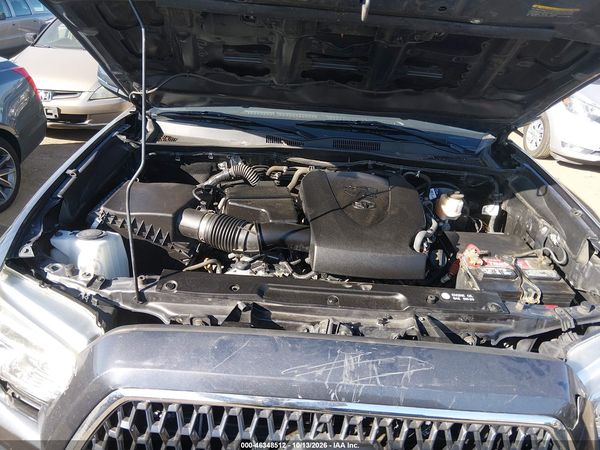 2019 TOYOTA TACOMA TRD SPORT — I10
