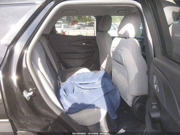 2025 CHEVROLET TRAILBLAZER AWD LT — I8