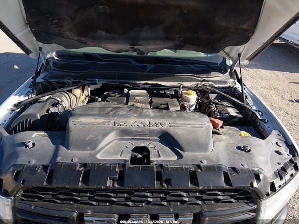 2019 RAM 3500 CHASSIS — I10
