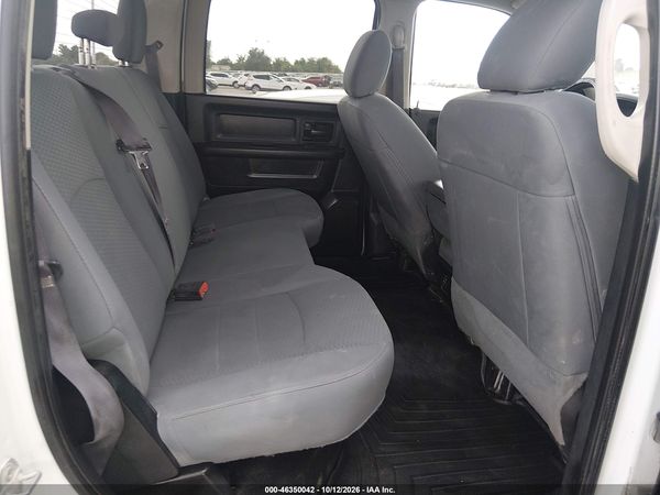 2017 RAM 2500 TRADESMAN  4X4 6'4 BOX — I8